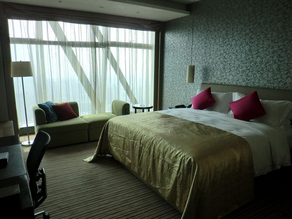 Wongtee V Hotel Shenzhen Esterno foto